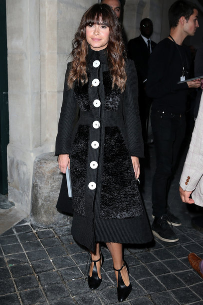 balenciaga-miroslava-duma-gettyimages-491029144_master_article_gallery_portrait